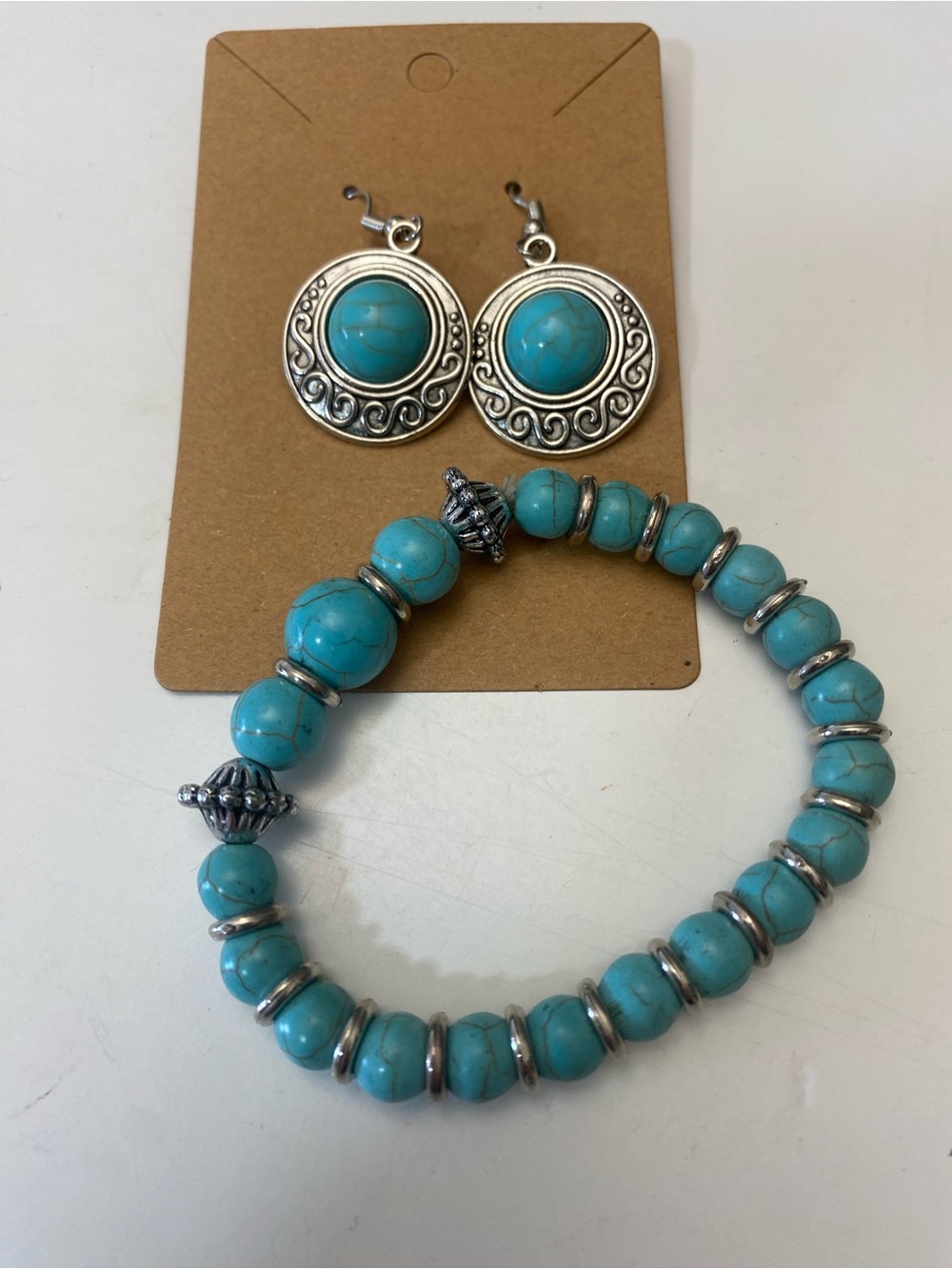 Turquoise Beaded Stretch Bracelet with Silver Accents – Women’s Fashion Jewelry